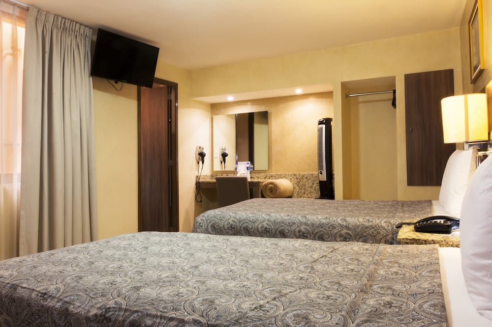 ホテル カストロポル 写真