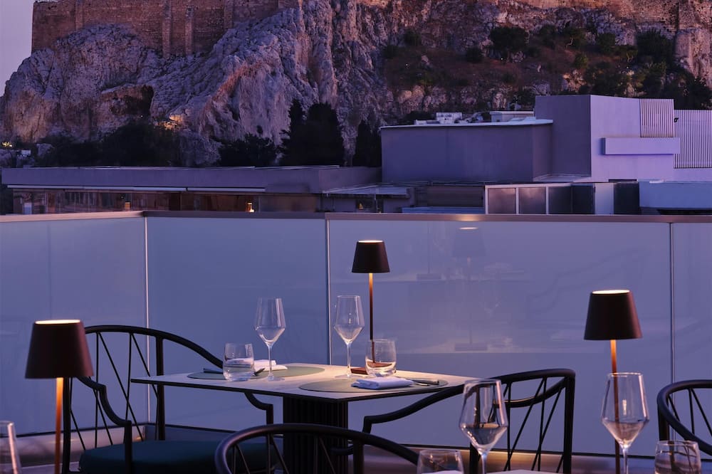 エレクトラ リズム アテネ 写真