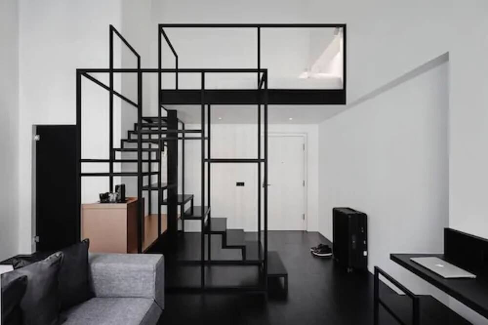 ホテル モノ 写真