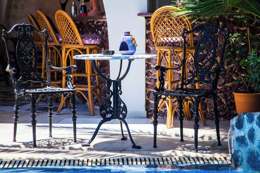 ブラック サンディ ビーチ ホテル 写真