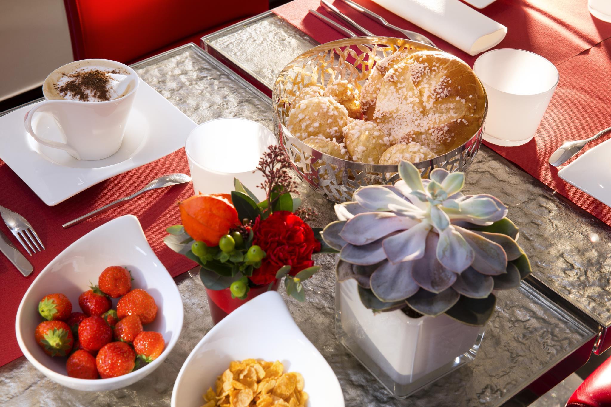 ホテル アレス エッフェル 写真