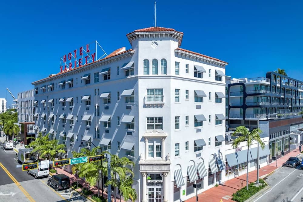 グローバル ラグジュアリー スイーツ アット ザ エイペックス マイアミ 写真