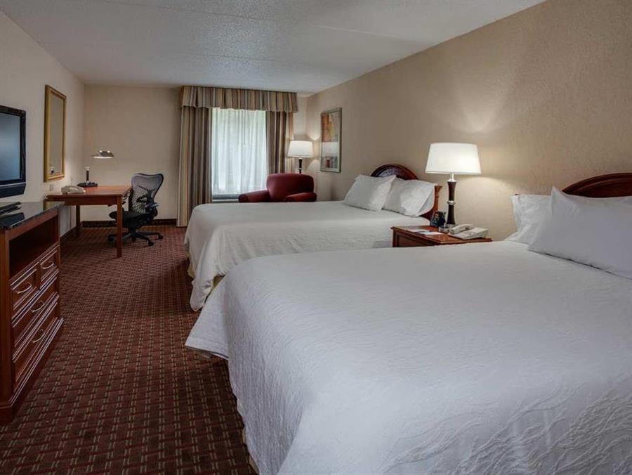 ヒルトン ガーデン イン エアポート ホテル 写真