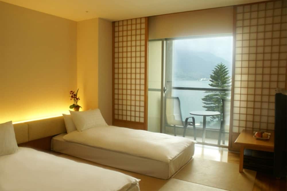 ホテル デル ラーゴ 写真