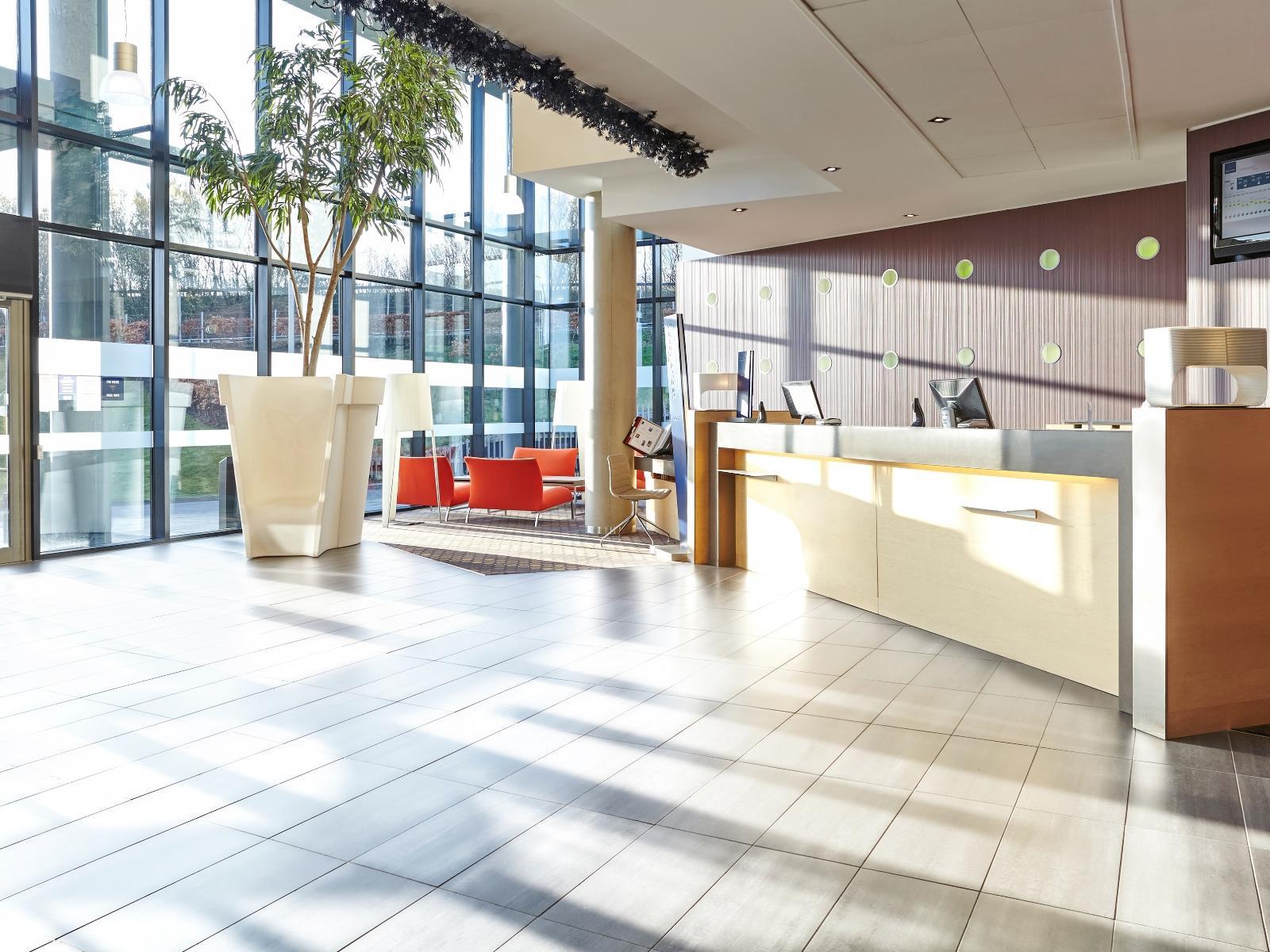 ノボテル エディンバラ パーク ホテル 写真