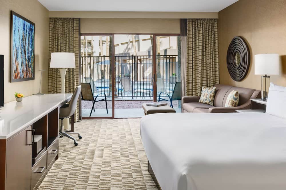 ヒルトン フェニックス エアポート 写真