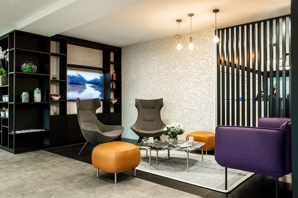 シタディーヌ ラ デファンス パリ 写真