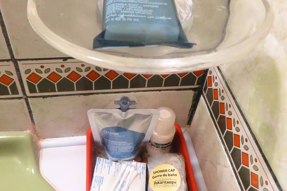 ホテル パカリタンプ 写真