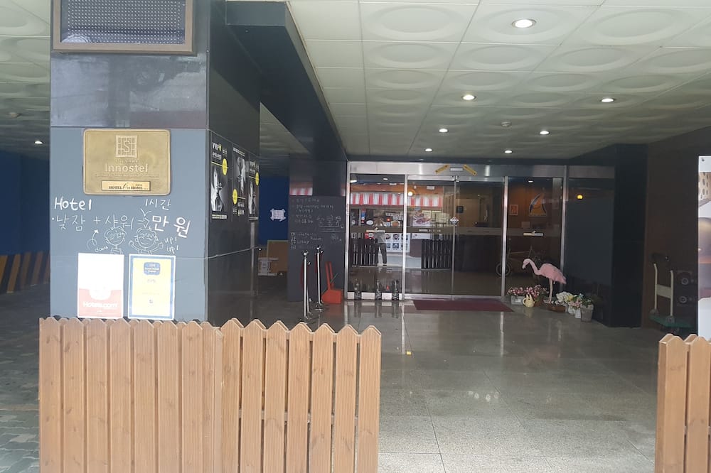 ホテル アット ホーム 写真