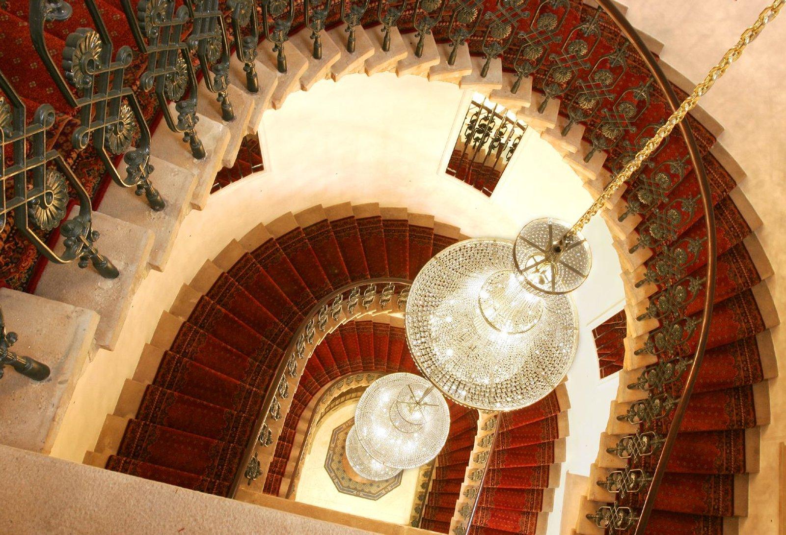 The Bonerowski Palace***** 写真