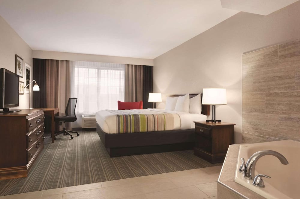 カントリー イン&スイーツ バイ ラディソン ミシガンシティ 写真