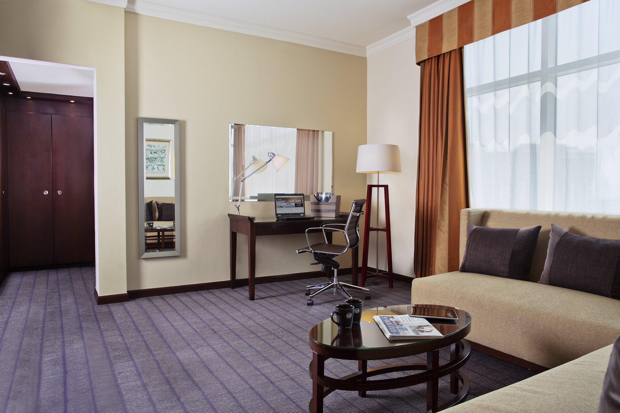 メディア ロタナ ドバイ 写真