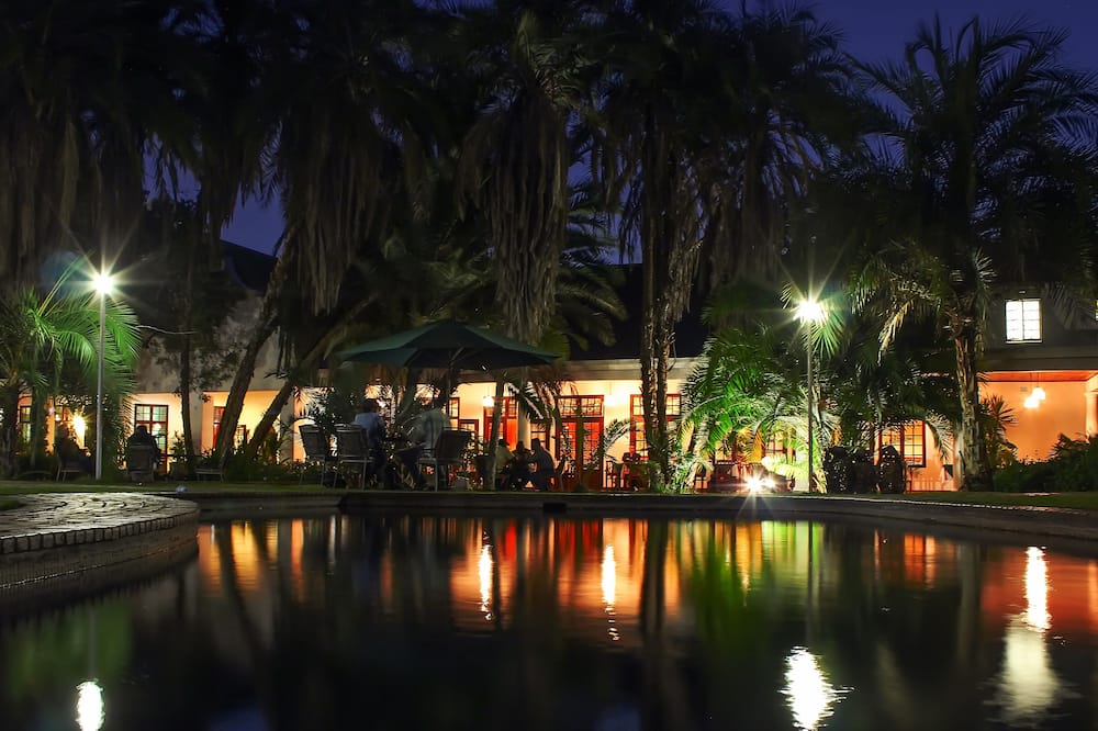 ブロンテ ホテル 写真