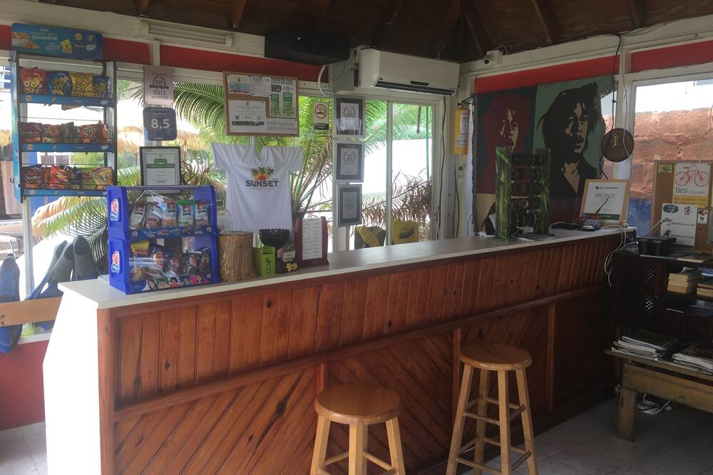 ホテル サンセット 写真