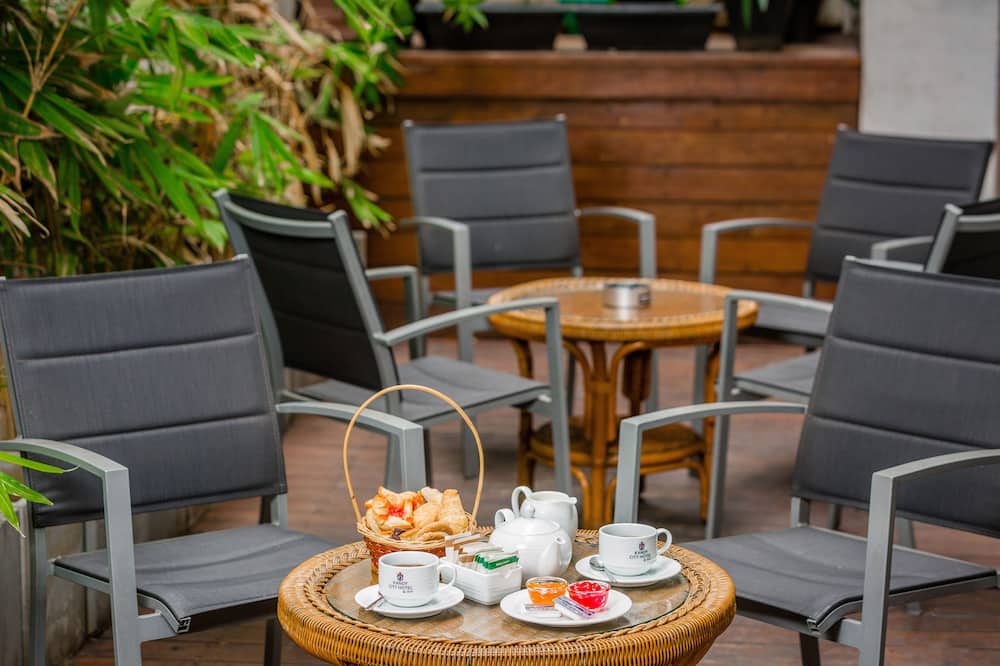 キャンディー シティ ホテル バイ アールズ 写真