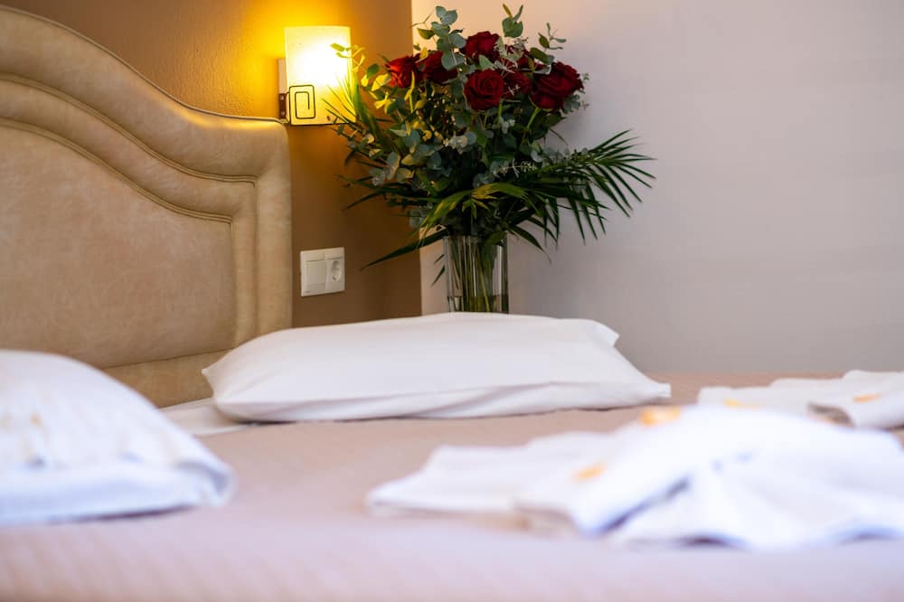 クロノス ホテル 写真