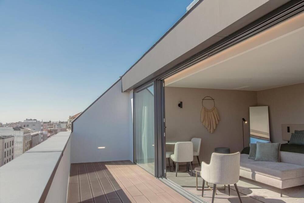 オミッド サルダーニャ ホテル 写真