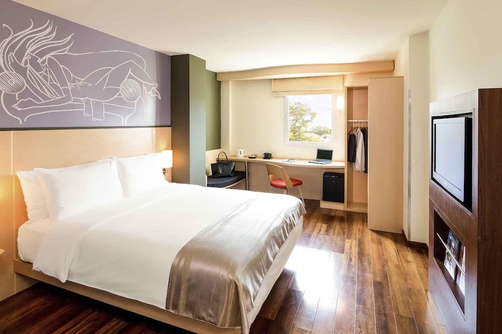 イビス ヴィエンチャン ナム プー ホテル 写真