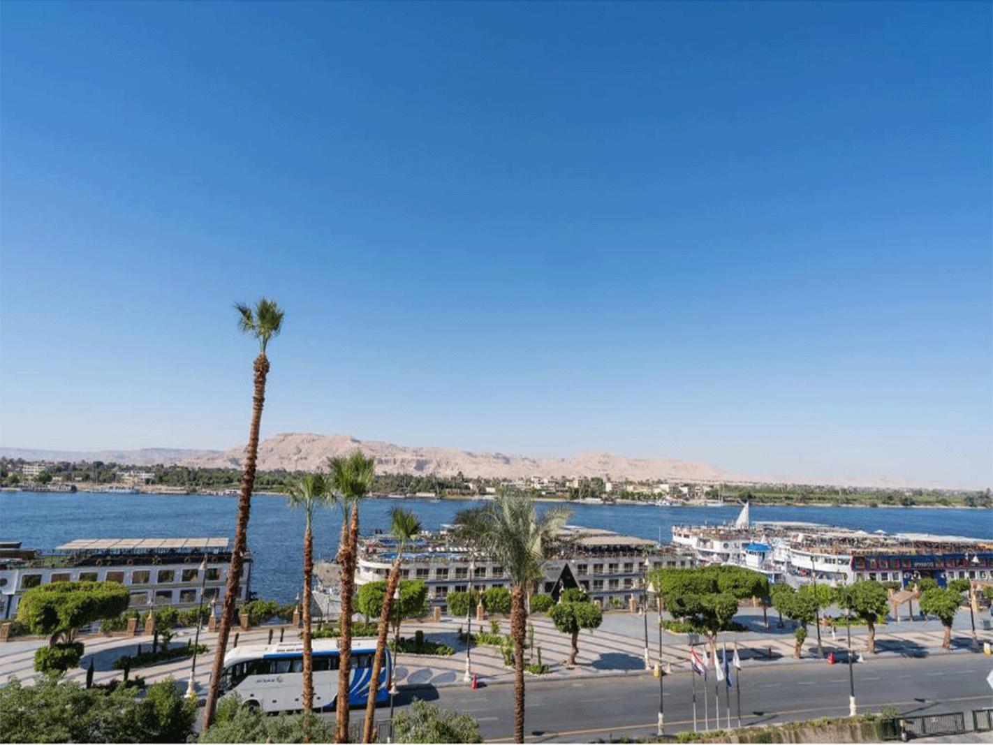 アラカン イータベ ルクソール ホテル 写真