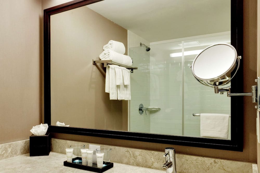 ディストリクト ホテル ニューヨーク シティ、タペストリー コレクション バイ ヒルトン 写真