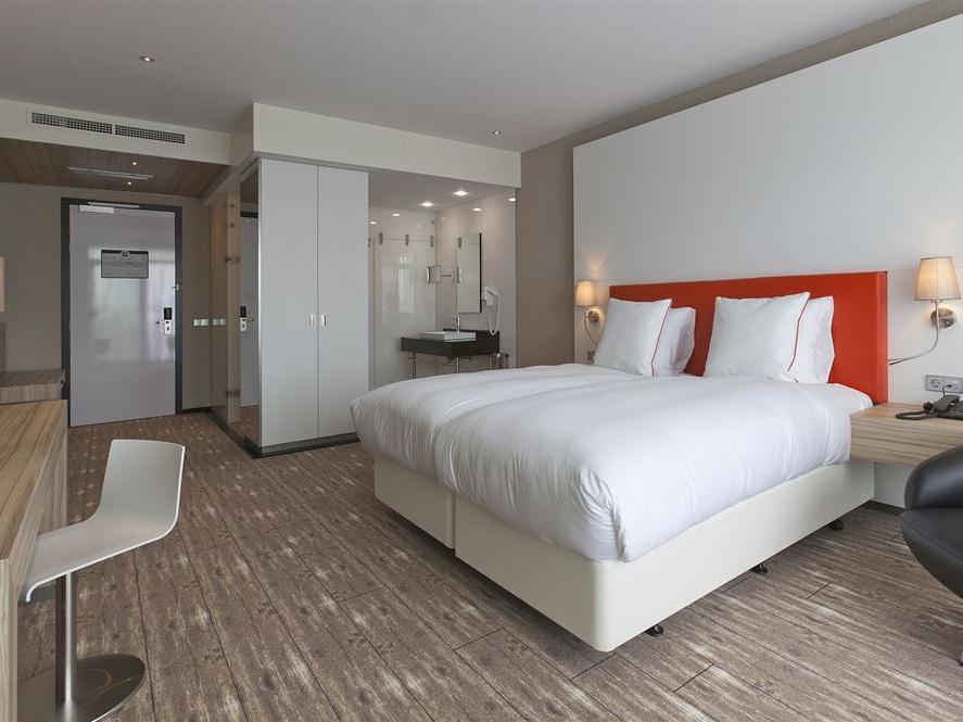 ファン デル ファルク ホテル スキポール 写真