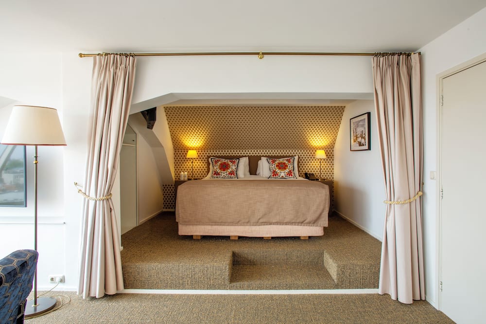 ディッカー&タイス ホテル 写真