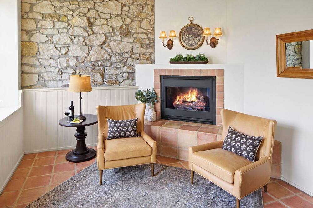 メゾン フルリエ ア フォー シスターズ イン 写真