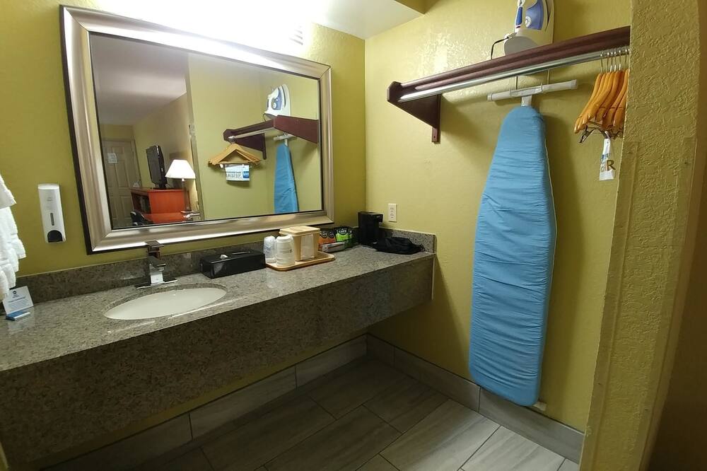 ベスト ウェスタン ジャクソンビル ニア リトル ロック エア フォース ベース 写真