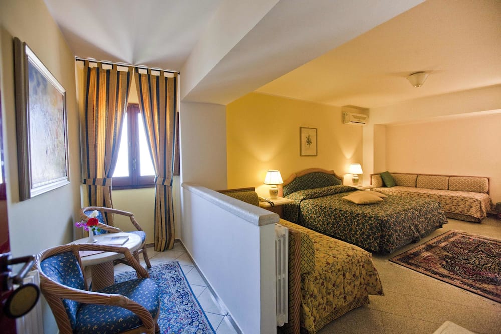 ホテル エリモ 写真