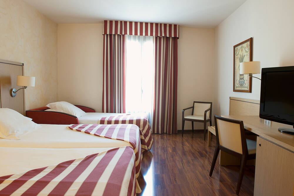 ホテル デュラン 写真