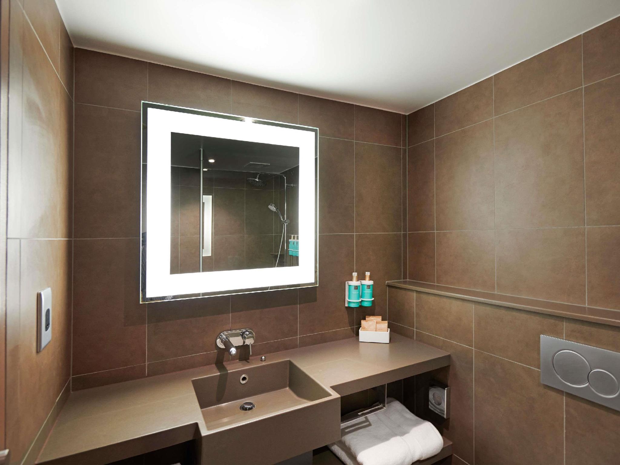 ノボテル ロンドン ウエスト ホテル 写真