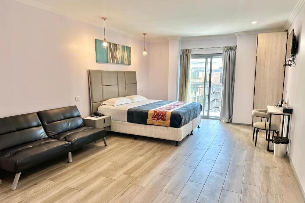 ポッシュ ホテル 写真