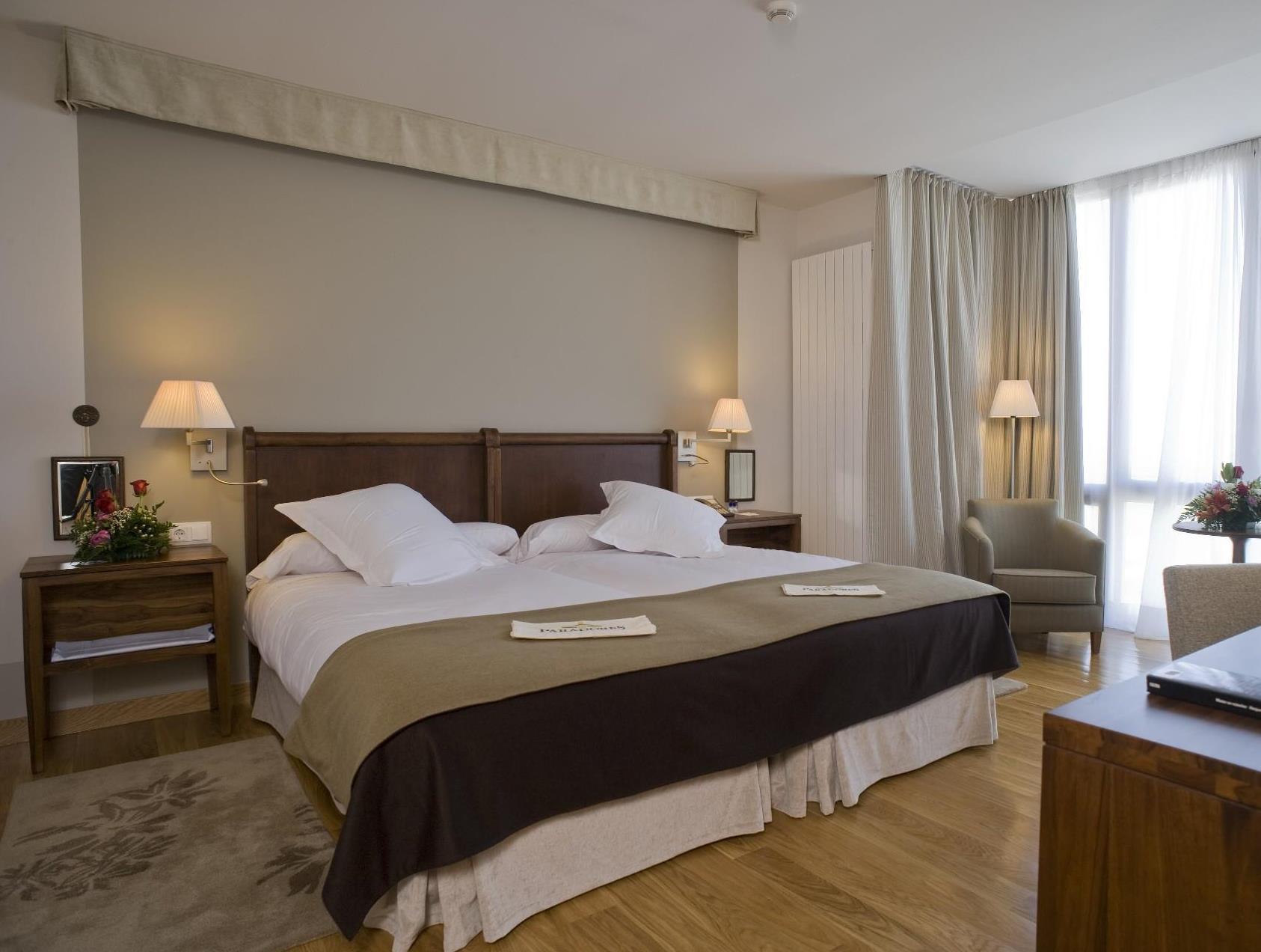 パラドール デ アルゴマニス 写真