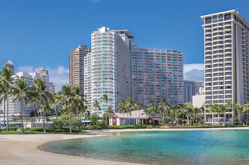 ワイキキ イリカイ マリーナ 写真