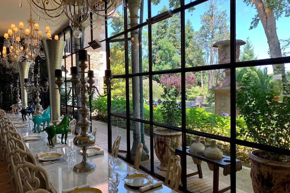 ボーマノアール スモール ラグジュアリー ブティック ホテル 写真