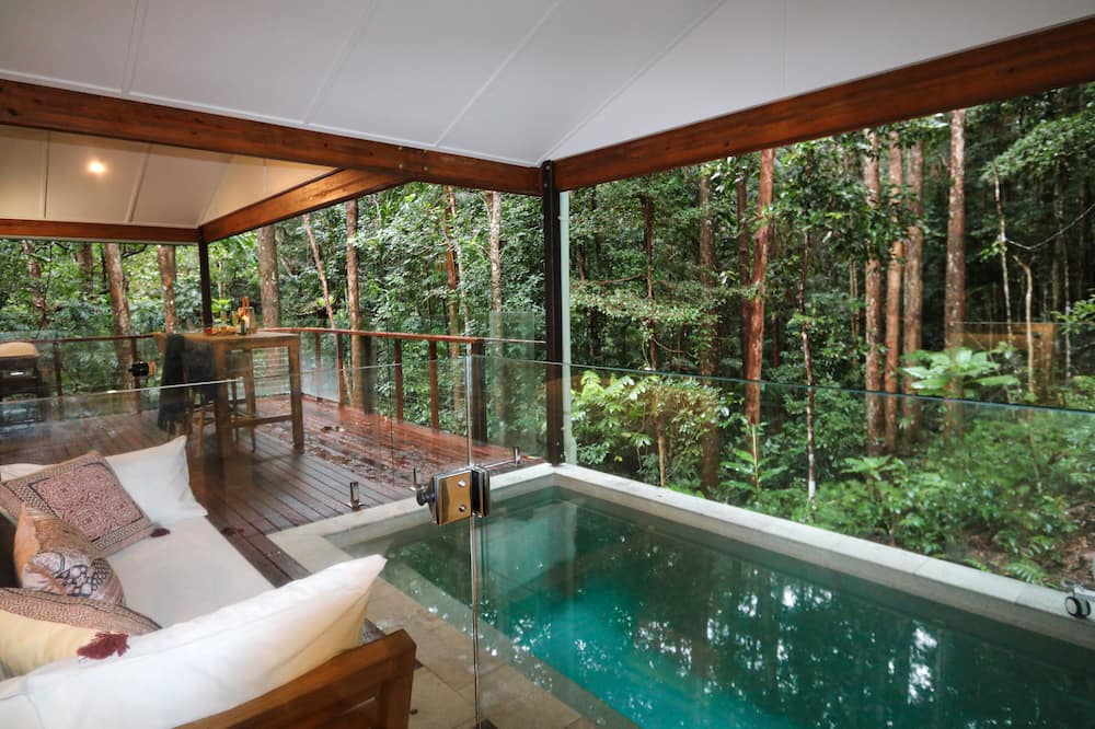 ナローズ エスケープ レインフォレスト リトリート 写真