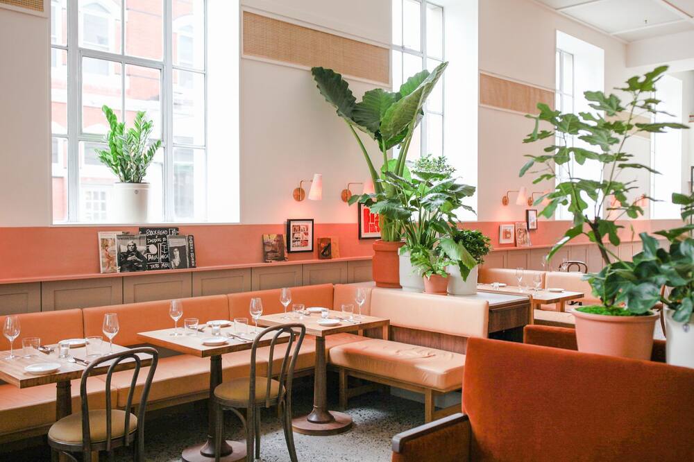 ホテル キンズリー 写真