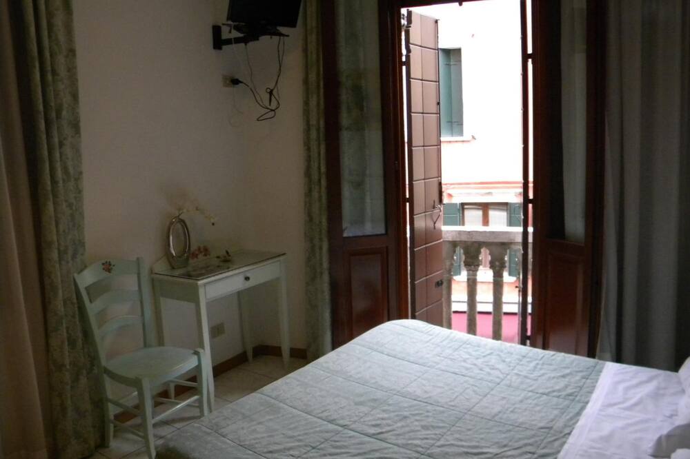 アデュア ホテル 写真