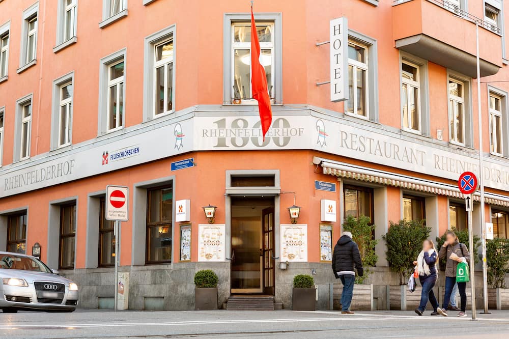 ホテル ラインフェルダーホフ 写真