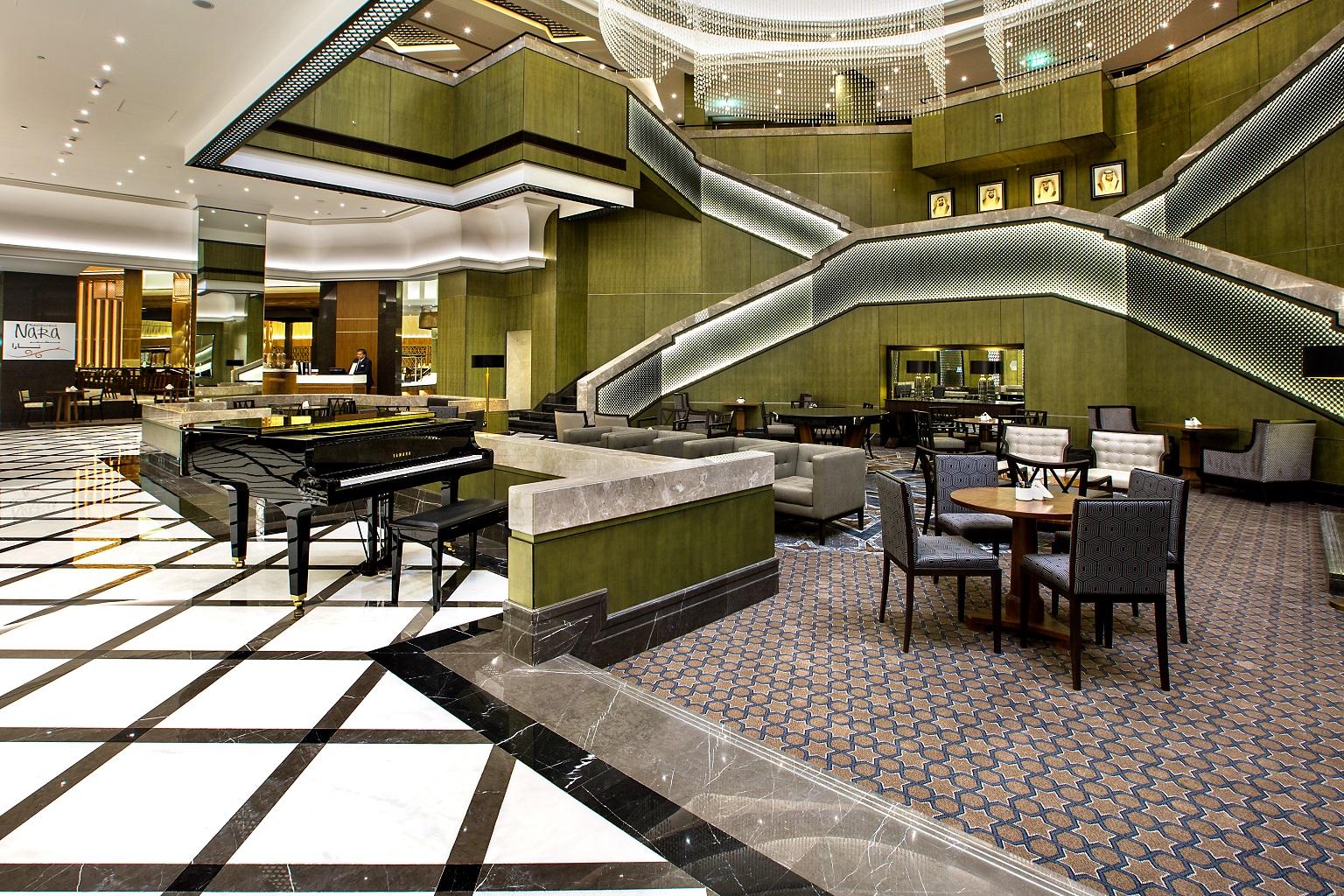 Ayla Grand Hotel 写真