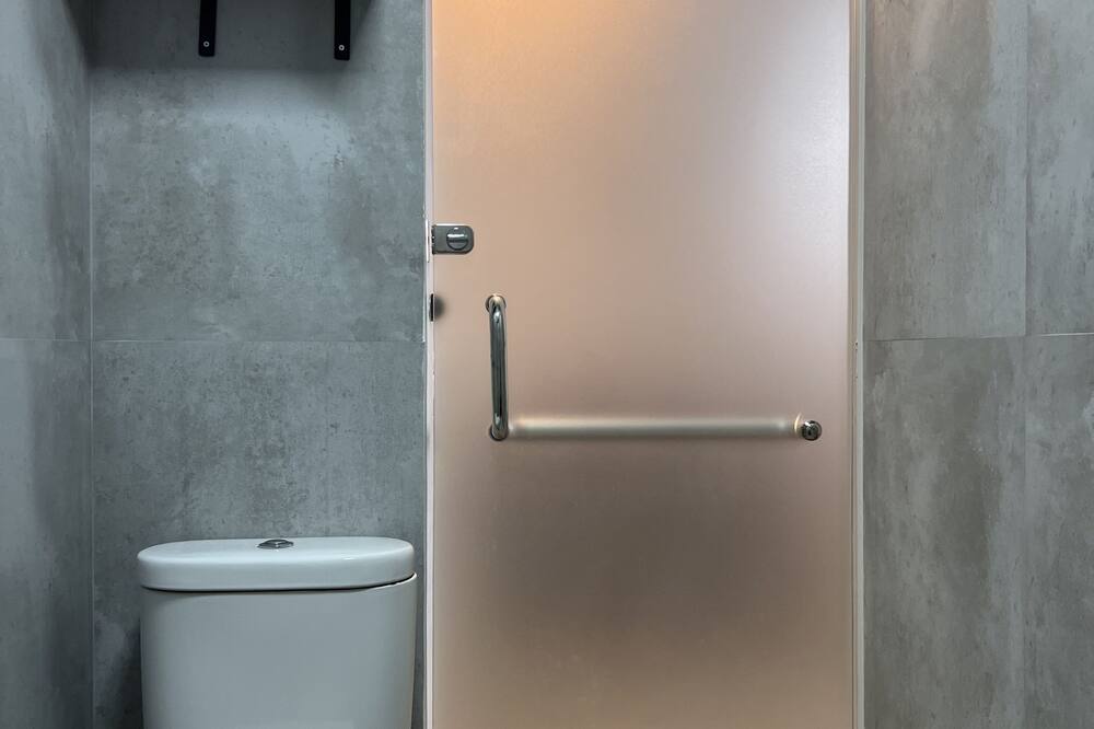 ファーストルームズ ブカシ ホテル 写真