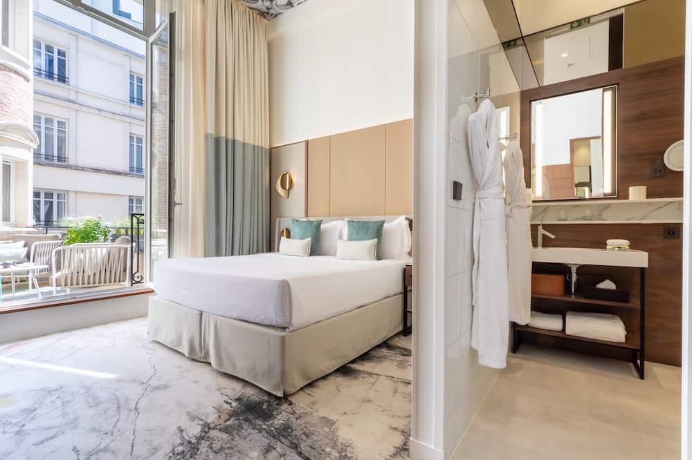 インターコンチネンタル パリ シャンゼリゼ エトワール バイ IHG 写真