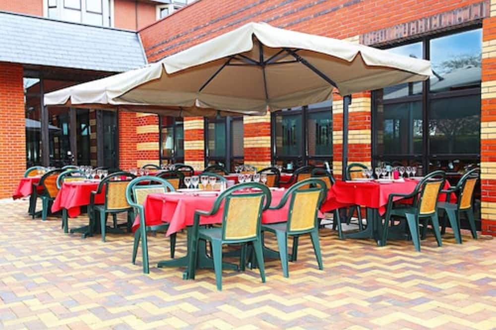 ミレニアム ホテル パリ シャルル ド ゴール 写真