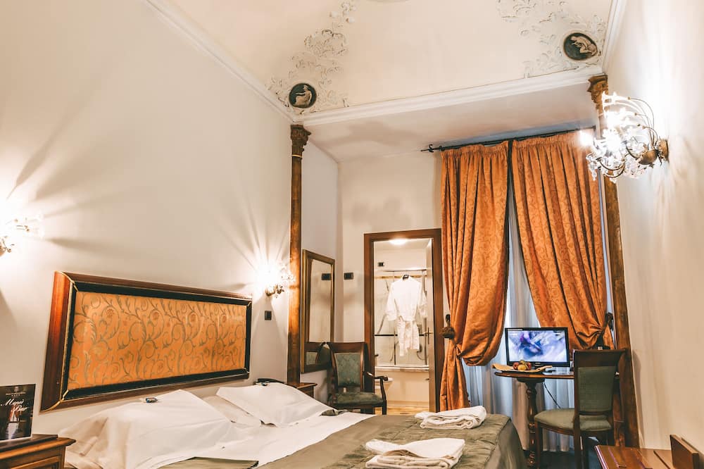 ホテル ドムス フロレンティア 写真