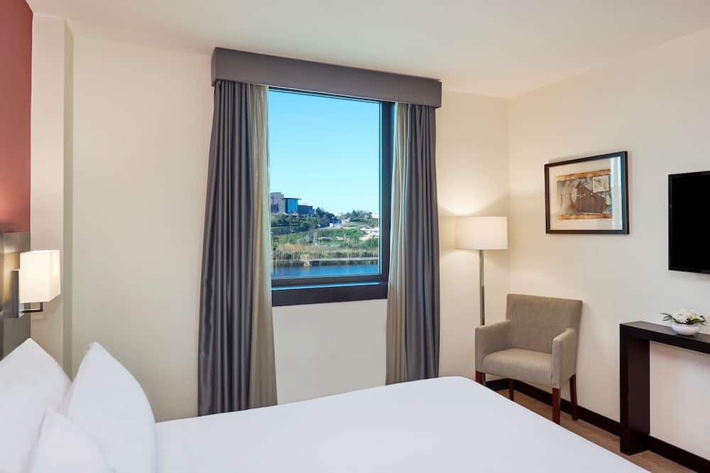 NH コインブラ ドナ イネス 写真