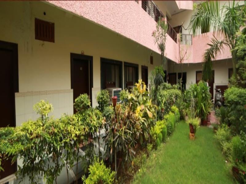 ホテル シッダルータ 写真