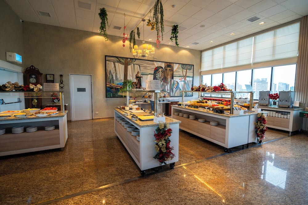 タロバ ホテル 写真