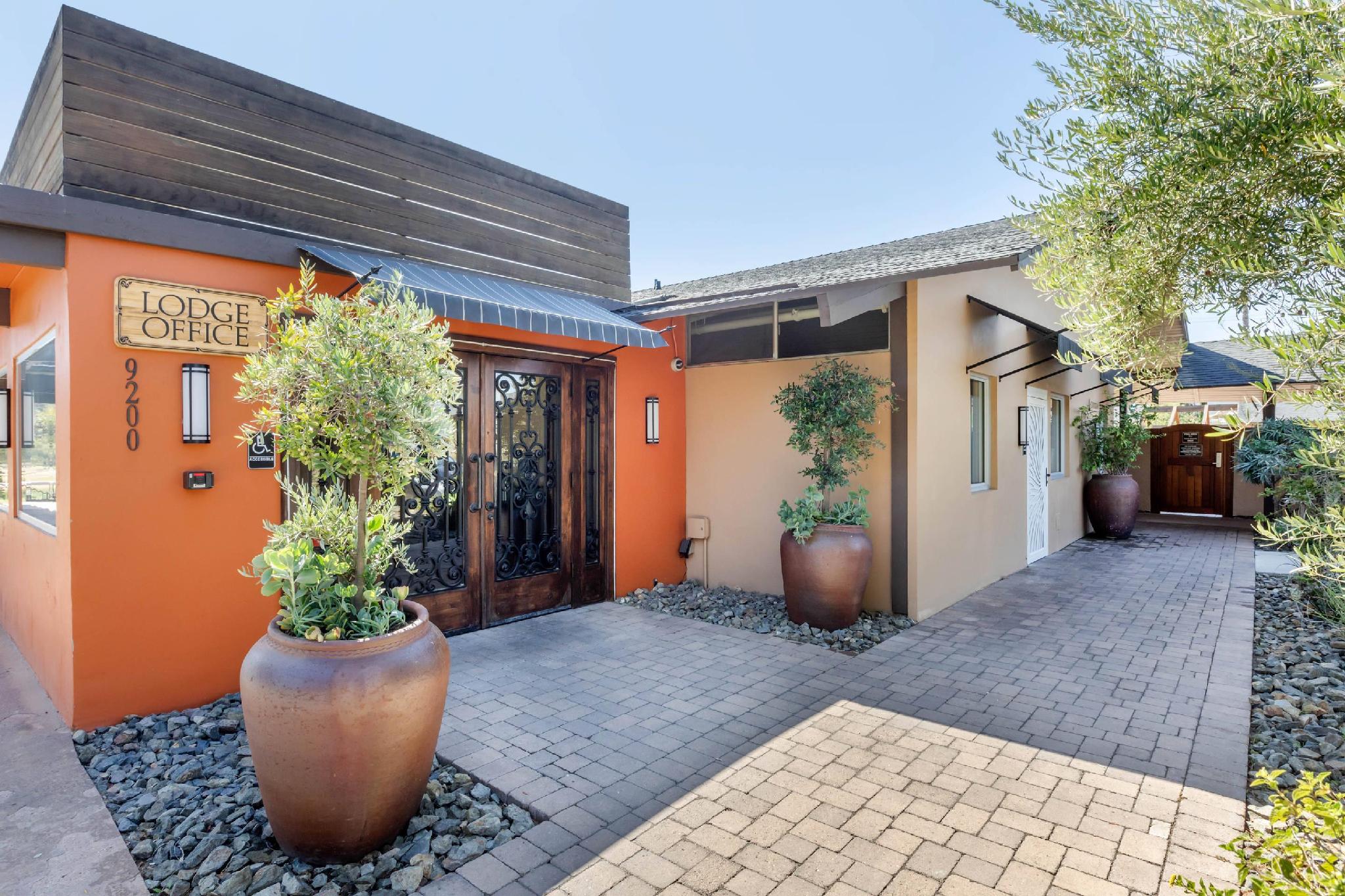 Carlton Oaks Lodge, an Ascend Collection Hotel 写真
