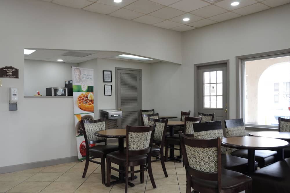 クオリティ イン & スイーツ コヴィントン 写真