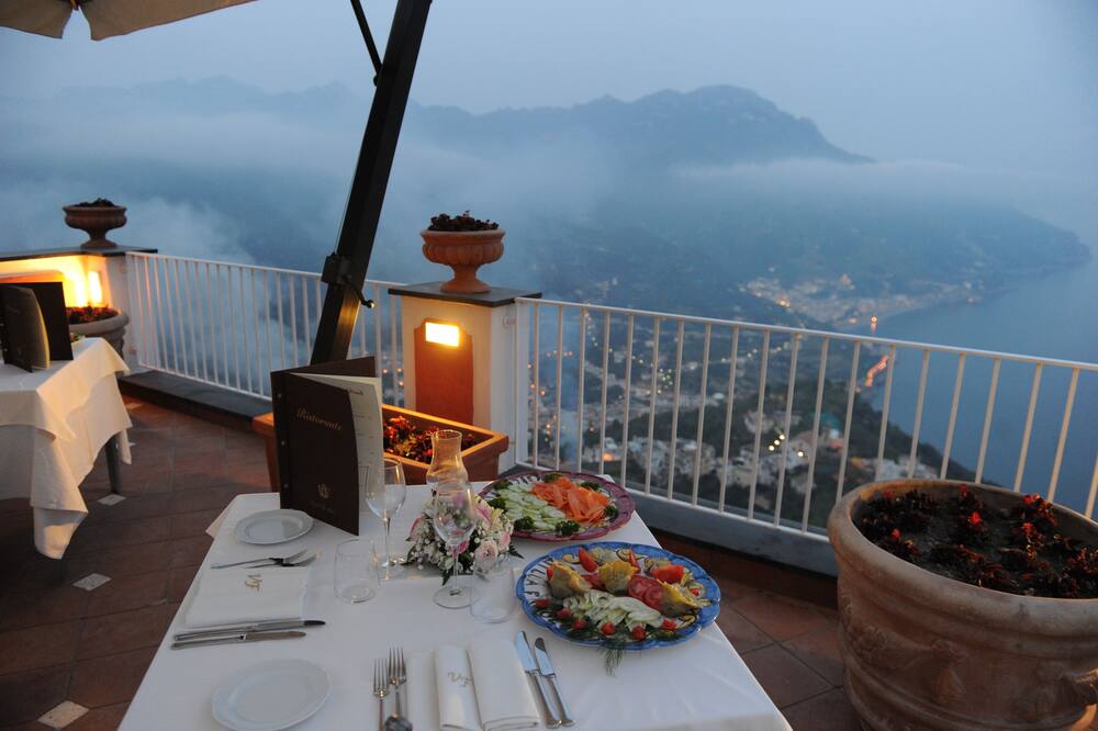 ホテル ヴィラ フローロ 写真